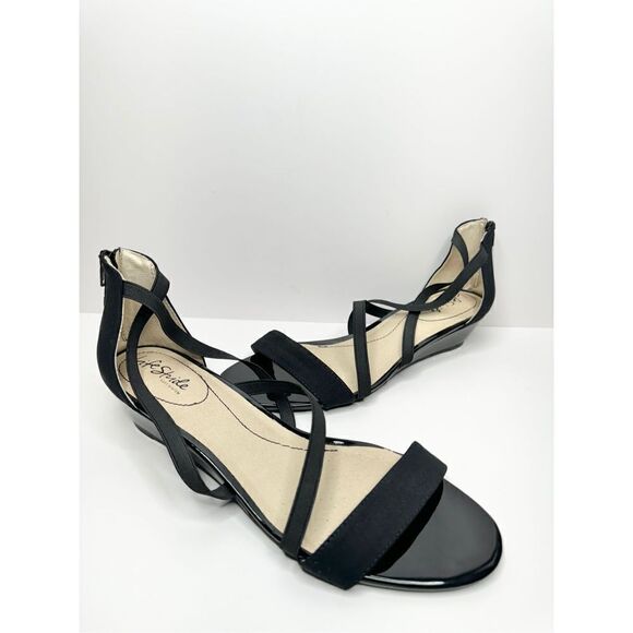 Life Stride Sandals Size 11 Black Yolanda Strappy Open Toe Cushioned Wedges - Picture 3 of 7